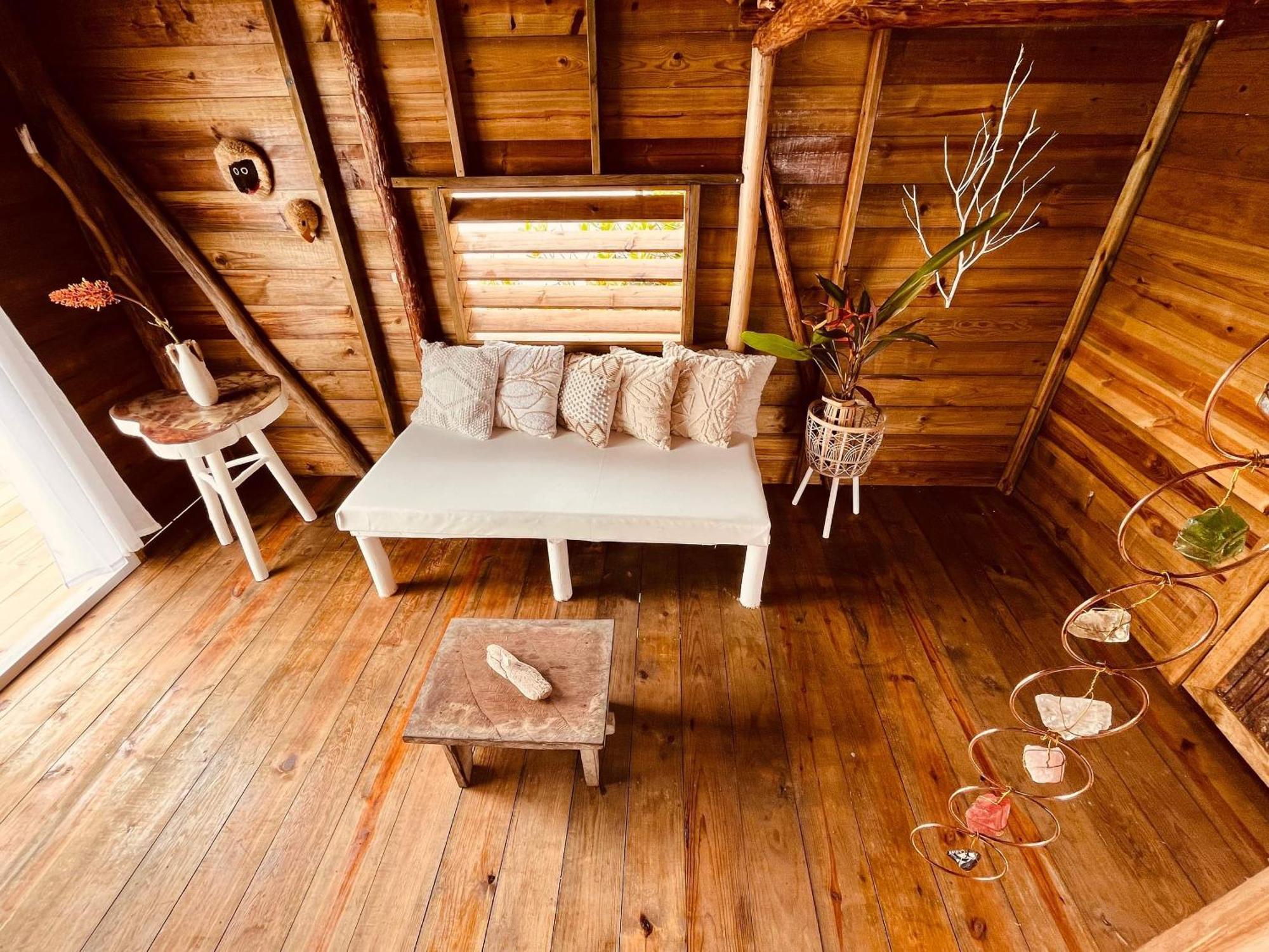 Urraca Monkey Island Eco Resort (Adults Only) Punta Laurel Eksteriør bilde
