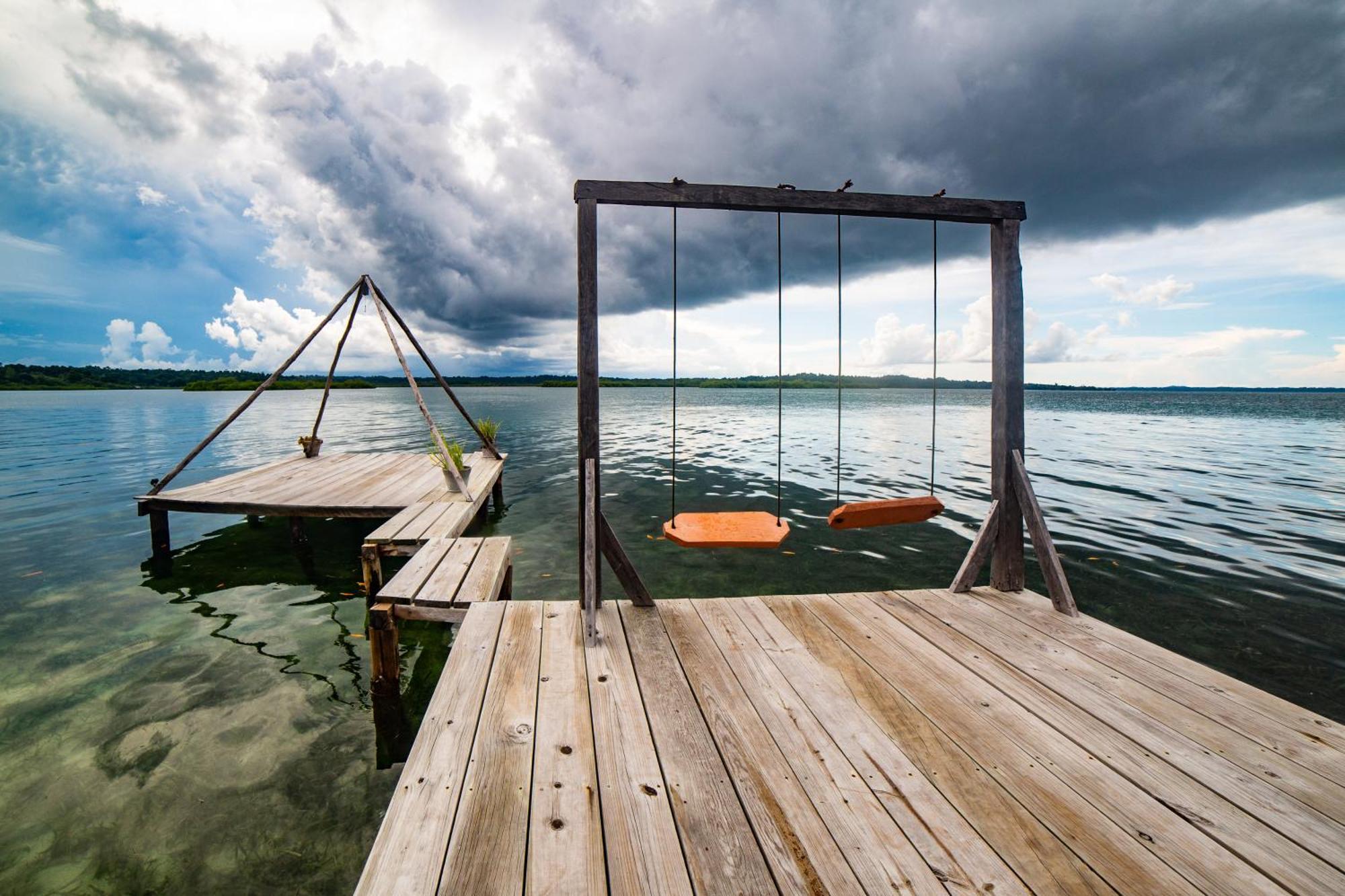 Urraca Monkey Island Eco Resort (Adults Only) Punta Laurel Eksteriør bilde